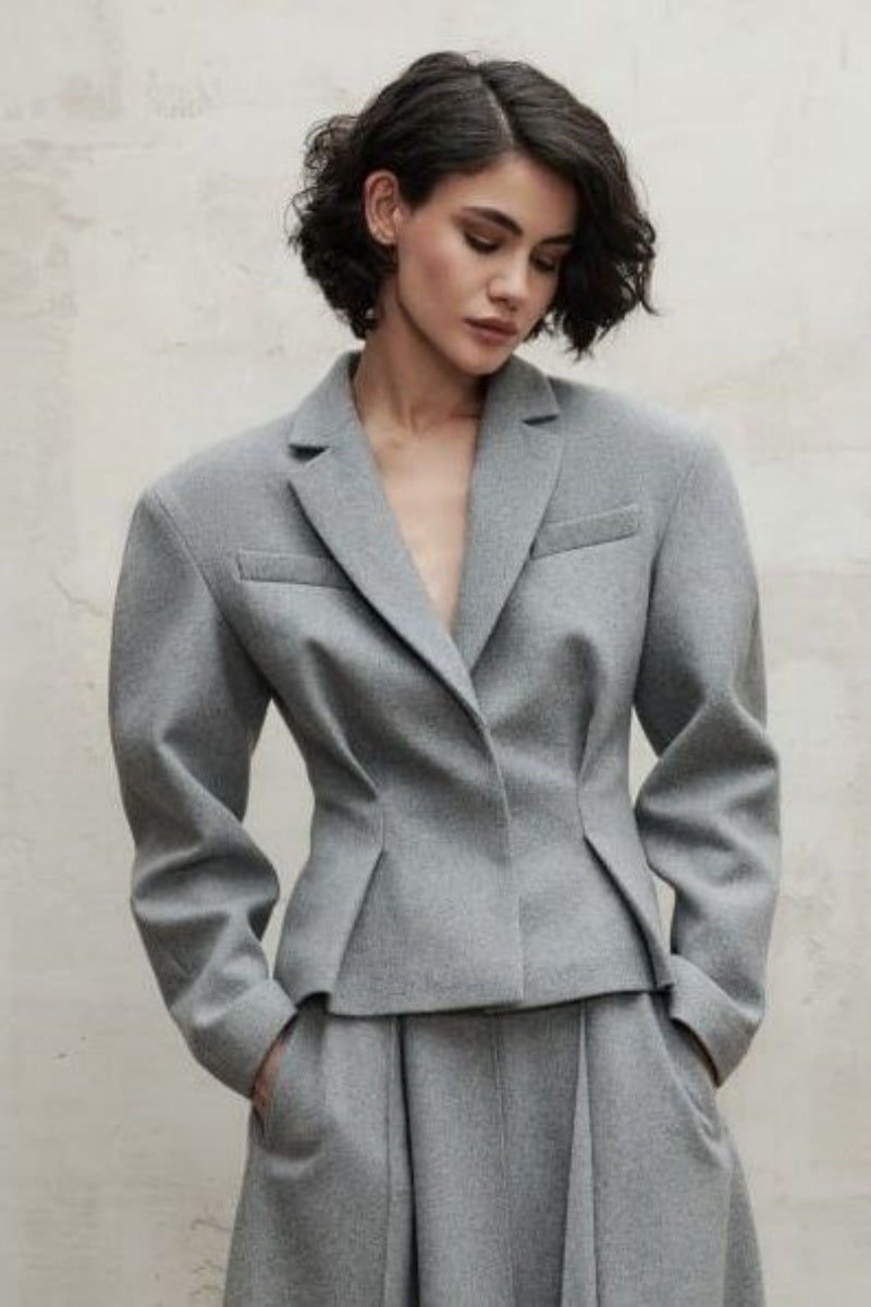 Amara | Elegante maxirok ensemble